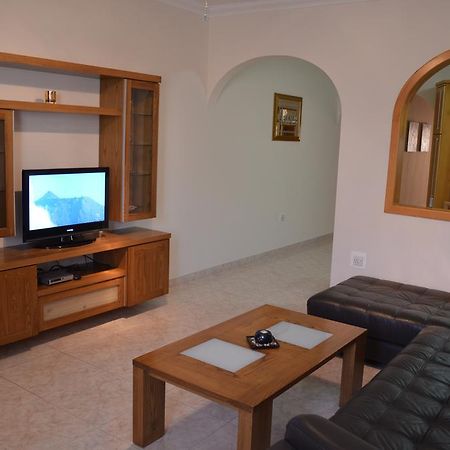 The April Maisonette Marsaskala Εξωτερικό φωτογραφία