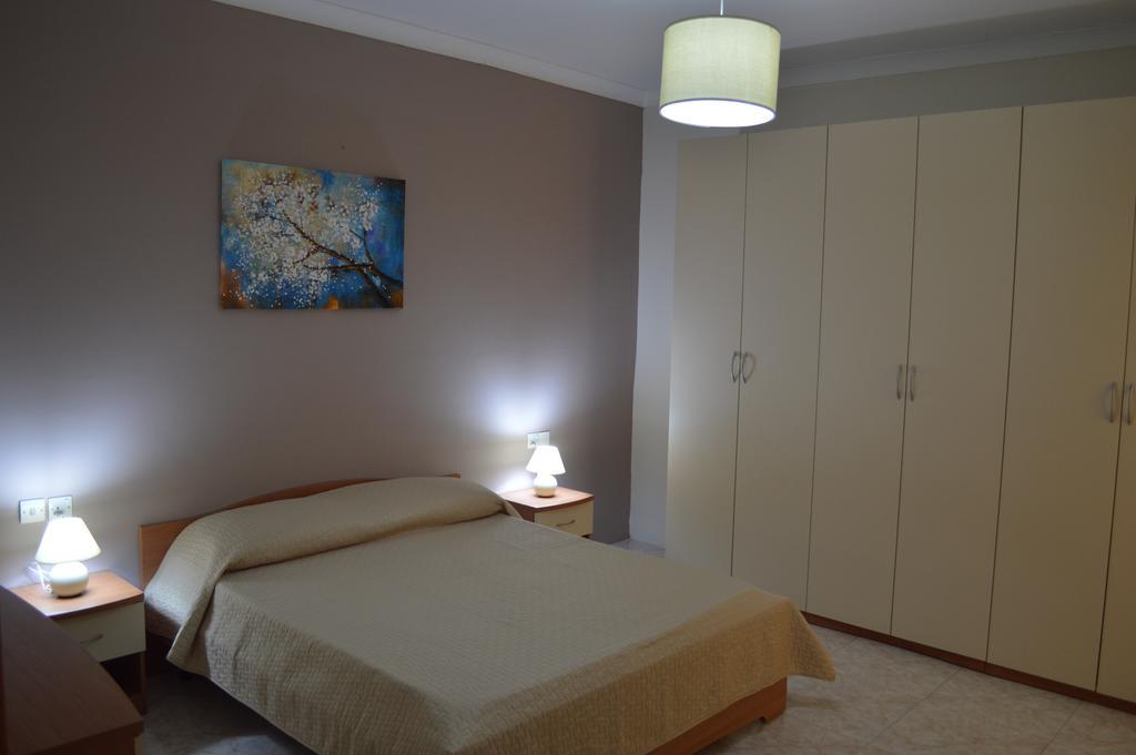 The April Maisonette Marsaskala Εξωτερικό φωτογραφία