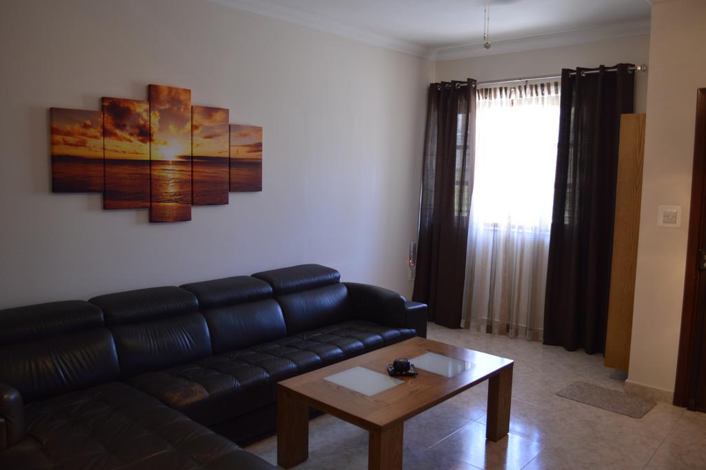 The April Maisonette Marsaskala Εξωτερικό φωτογραφία
